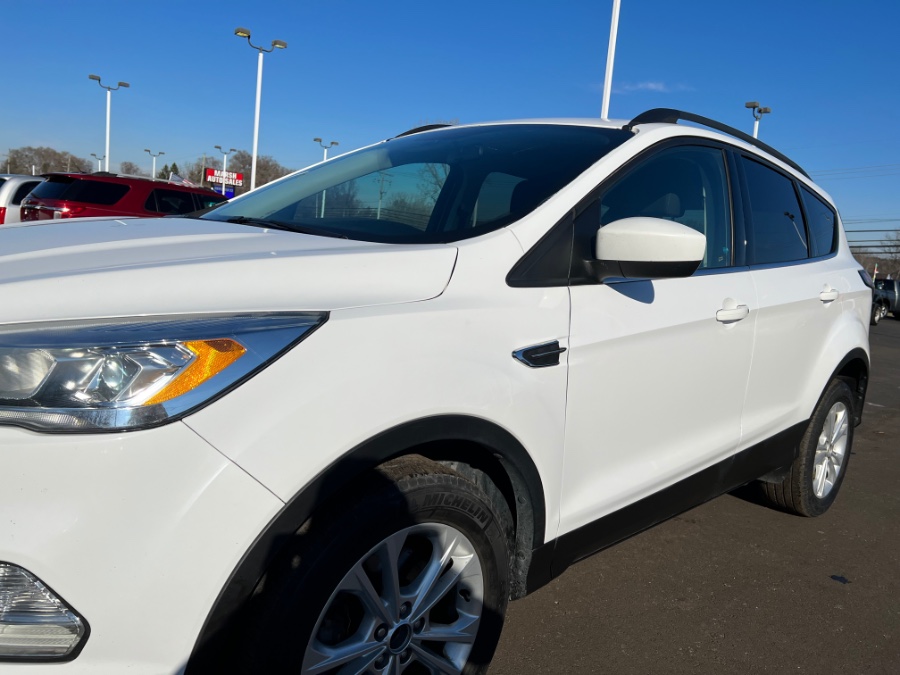 Used Ford Escape SE 4WD 2017 | Marsh Auto Sales LLC. Ortonville, Michigan Used Ford Escape SE 4WD 2017 | Marsh Auto Sales LLC. Ortonville, Michigan