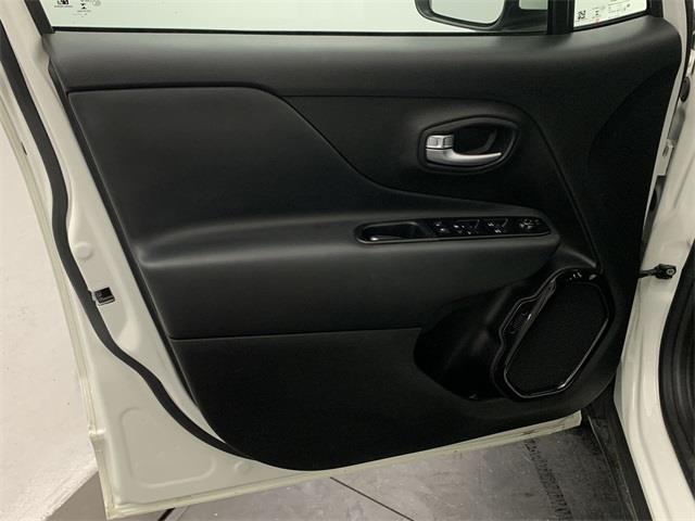 Used Jeep Renegade Latitude 2020 | Eastchester Motor Cars. Bronx, New York Used Jeep Renegade Latitude 2020 | Eastchester Motor Cars. Bronx, New York
