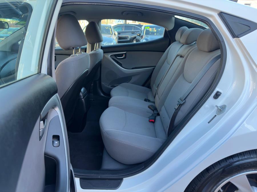 2014 Hyundai Elantra 4dr Sdn Auto SE (Alabama Plant), available for sale in Manchester, Connecticut | Carsonmain LLC. Manchester, Connecticut 2014 Hyundai Elantra 4dr Sdn Auto SE (Alabama Plant), available for sale in Manchester, Connecticut | Carsonmain LLC. Manchester, Connecticut