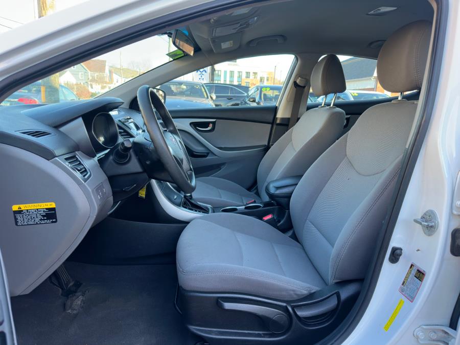 2014 Hyundai Elantra 4dr Sdn Auto SE (Alabama Plant), available for sale in Manchester, Connecticut | Carsonmain LLC. Manchester, Connecticut 2014 Hyundai Elantra 4dr Sdn Auto SE (Alabama Plant), available for sale in Manchester, Connecticut | Carsonmain LLC. Manchester, Connecticut