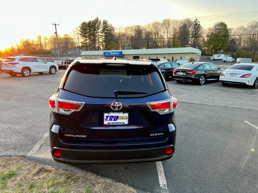 Used Toyota Highlander AWD 4dr V6 XLE (Natl) 2015 | Tru Auto Mall. Berlin, Connecticut Used Toyota Highlander AWD 4dr V6 XLE (Natl) 2015 | Tru Auto Mall. Berlin, Connecticut