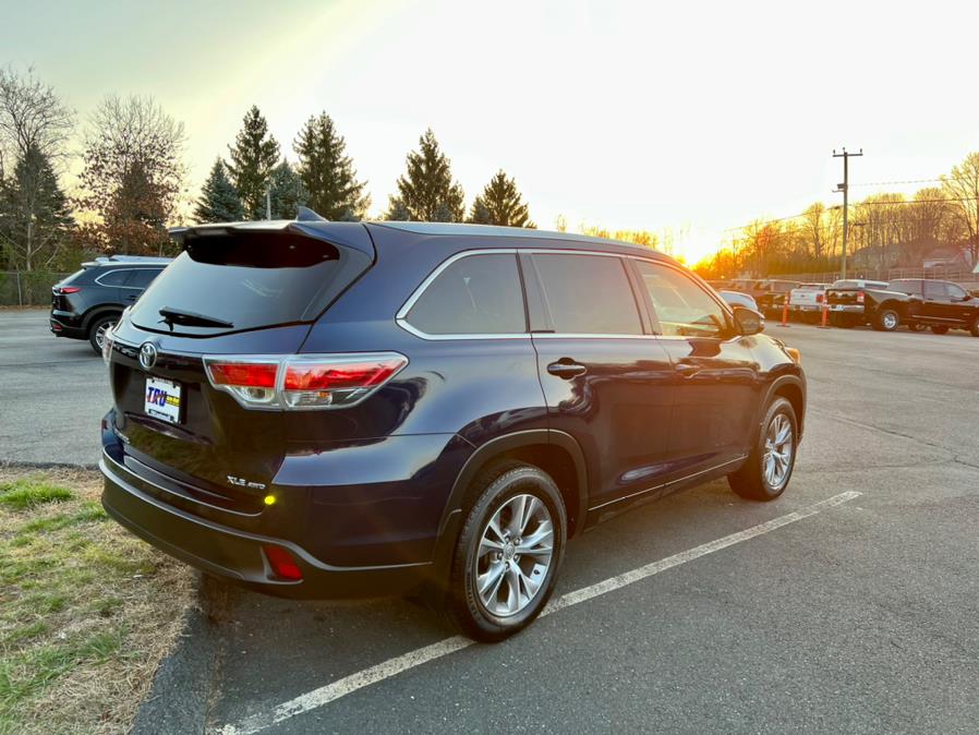 Used Toyota Highlander AWD 4dr V6 XLE (Natl) 2015 | Tru Auto Mall. Berlin, Connecticut Used Toyota Highlander AWD 4dr V6 XLE (Natl) 2015 | Tru Auto Mall. Berlin, Connecticut