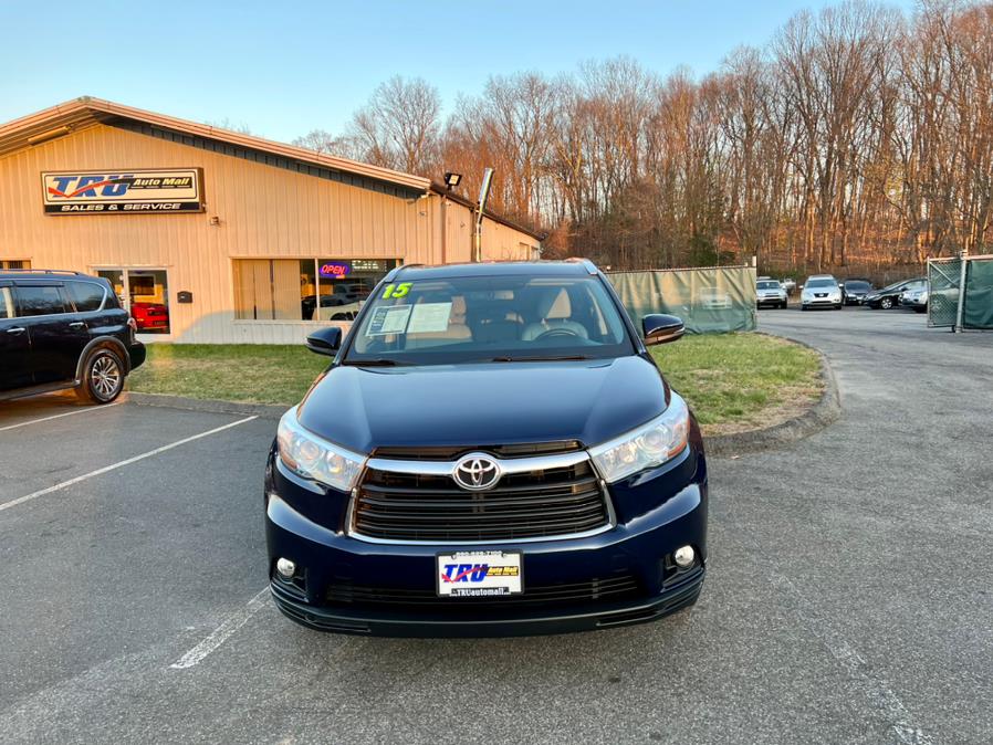 Used Toyota Highlander AWD 4dr V6 XLE (Natl) 2015 | Tru Auto Mall. Berlin, Connecticut Used Toyota Highlander AWD 4dr V6 XLE (Natl) 2015 | Tru Auto Mall. Berlin, Connecticut