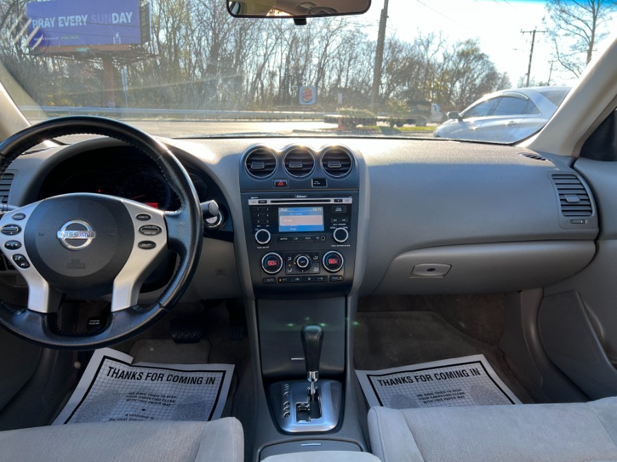 2010 Nissan Altima 4dr Sdn I4 CVT 2.5 S, available for sale in Hartford , Connecticut | Ledyard Auto Sale LLC. Hartford , Connecticut 2010 Nissan Altima 4dr Sdn I4 CVT 2.5 S, available for sale in Hartford , Connecticut | Ledyard Auto Sale LLC. Hartford , Connecticut