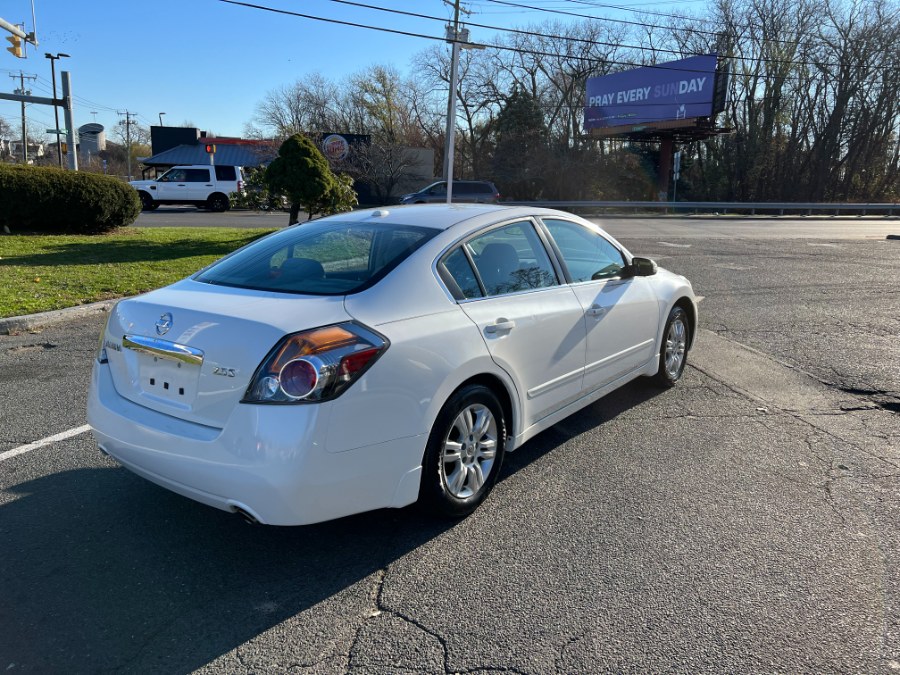 2010 Nissan Altima 4dr Sdn I4 CVT 2.5 S, available for sale in Hartford , Connecticut | Ledyard Auto Sale LLC. Hartford , Connecticut 2010 Nissan Altima 4dr Sdn I4 CVT 2.5 S, available for sale in Hartford , Connecticut | Ledyard Auto Sale LLC. Hartford , Connecticut