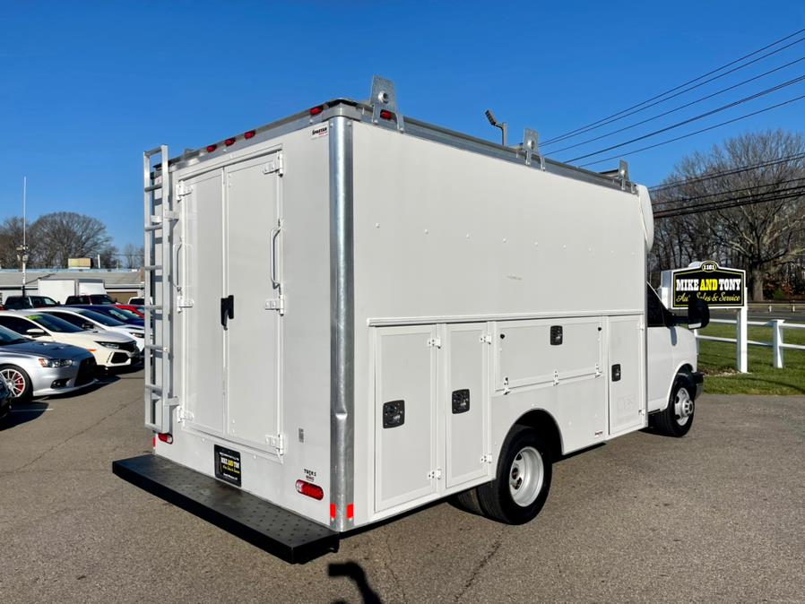 2017 GMC Savana Commercial Cutaway 3500 Van 139", available for sale in South Windsor, Connecticut | Mike And Tony Auto Sales, Inc. South Windsor, Connecticut 2017 GMC Savana Commercial Cutaway 3500 Van 139", available for sale in South Windsor, Connecticut | Mike And Tony Auto Sales, Inc. South Windsor, Connecticut