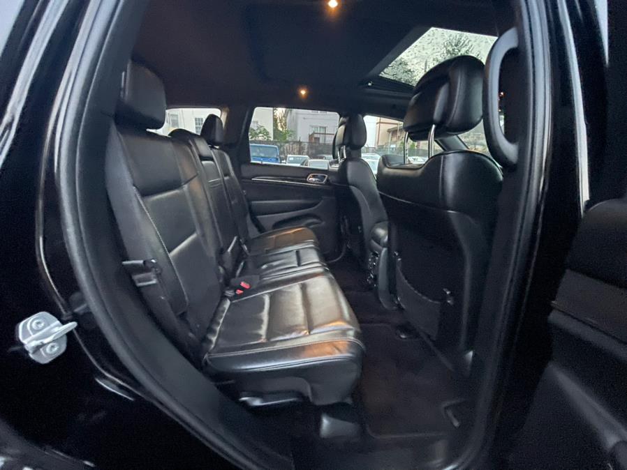 2017 Jeep Grand Cherokee Overland 4x4, available for sale in Newark, New Jersey | Champion Used Auto Sales LLC. Newark, New Jersey 2017 Jeep Grand Cherokee Overland 4x4, available for sale in Newark, New Jersey | Champion Used Auto Sales LLC. Newark, New Jersey