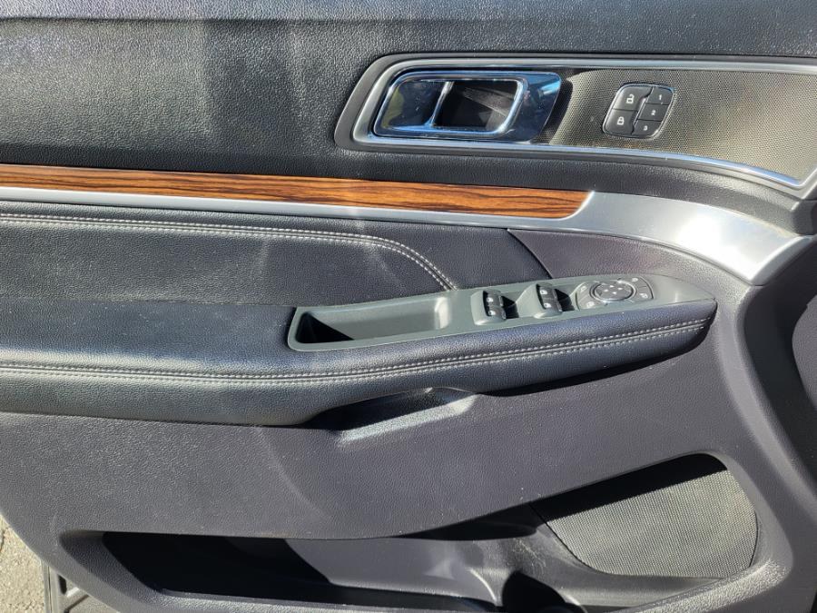 Used Ford Explorer Limited 4WD 2019 | Champion Used Auto Sales LLC. Newark, New Jersey Used Ford Explorer Limited 4WD 2019 | Champion Used Auto Sales LLC. Newark, New Jersey