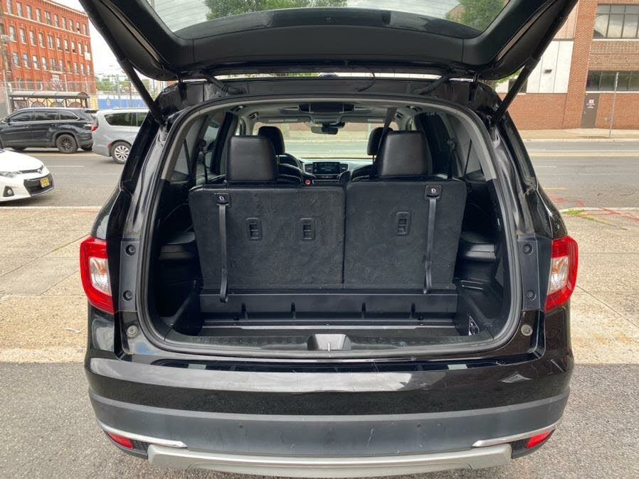Used Honda Pilot Touring 7-Passenger AWD 2019 | Champion Used Auto Sales LLC. Newark, New Jersey Used Honda Pilot Touring 7-Passenger AWD 2019 | Champion Used Auto Sales LLC. Newark, New Jersey