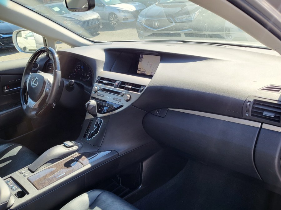 Used Lexus RX 350 AWD 4dr F Sport 2015 | Champion Used Auto Sales LLC. Newark, New Jersey Used Lexus RX 350 AWD 4dr F Sport 2015 | Champion Used Auto Sales LLC. Newark, New Jersey