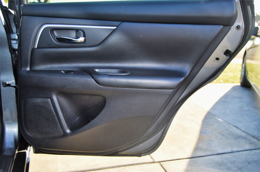Used Nissan Altima 2.5 S Sedan 2017 | Fusion Motors Inc. Moreno Valley, California Used Nissan Altima 2.5 S Sedan 2017 | Fusion Motors Inc. Moreno Valley, California