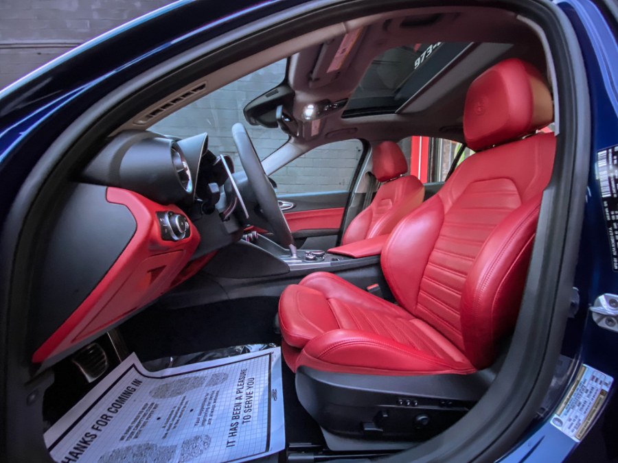 Used Alfa Romeo Giulia Ti Sport AWD 2019 | RT Auto Center LLC. Newark, New Jersey Used Alfa Romeo Giulia Ti Sport AWD 2019 | RT Auto Center LLC. Newark, New Jersey