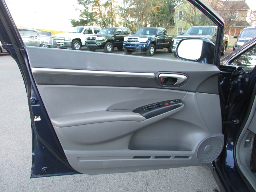 2007 Honda Civic Sdn 4dr AT EX, available for sale in East Windsor, Connecticut | United Auto Sales of E Windsor, Inc. East Windsor, Connecticut 2007 Honda Civic Sdn 4dr AT EX, available for sale in East Windsor, Connecticut | United Auto Sales of E Windsor, Inc. East Windsor, Connecticut