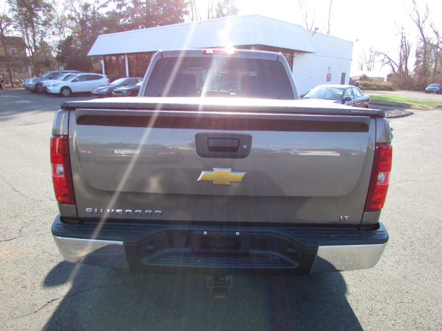 2013 Chevrolet Silverado 1500 4WD Crew Cab 143.5" LT, available for sale in East Windsor, Connecticut | United Auto Sales of E Windsor, Inc. East Windsor, Connecticut 2013 Chevrolet Silverado 1500 4WD Crew Cab 143.5" LT, available for sale in East Windsor, Connecticut | United Auto Sales of E Windsor, Inc. East Windsor, Connecticut