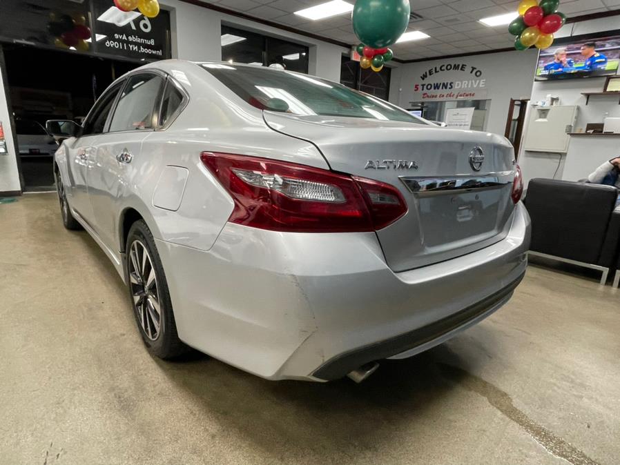 2018 Nissan Altima 2.5 SV Sedan, available for sale in Inwood, New York | 5 Towns Drive. Inwood, New York 2018 Nissan Altima 2.5 SV Sedan, available for sale in Inwood, New York | 5 Towns Drive. Inwood, New York