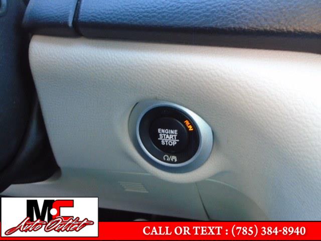 Used Chrysler Pacifica Touring-L FWD 2017 | M C Auto Outlet Inc. Colby, Kansas Used Chrysler Pacifica Touring-L FWD 2017 | M C Auto Outlet Inc. Colby, Kansas
