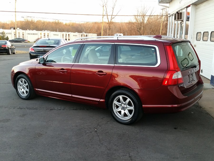 Used Volvo V70 4dr Wgn w/Sunroof 2009 | Action Automotive. Berlin, Connecticut Used Volvo V70 4dr Wgn w/Sunroof 2009 | Action Automotive. Berlin, Connecticut