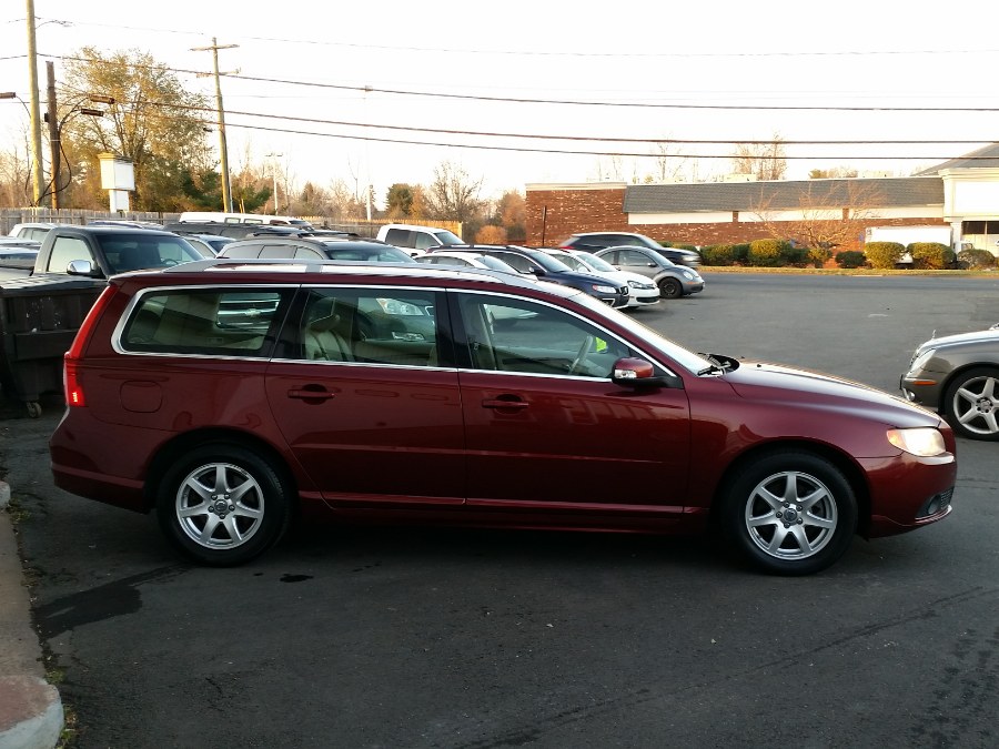 Used Volvo V70 4dr Wgn w/Sunroof 2009 | Action Automotive. Berlin, Connecticut Used Volvo V70 4dr Wgn w/Sunroof 2009 | Action Automotive. Berlin, Connecticut