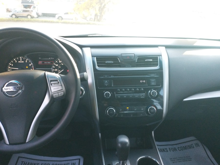 2015 Nissan Altima 4dr Sdn I4 2.5 S, available for sale in Elmont, New York | Sunrise of Elmont. Elmont, New York 2015 Nissan Altima 4dr Sdn I4 2.5 S, available for sale in Elmont, New York | Sunrise of Elmont. Elmont, New York