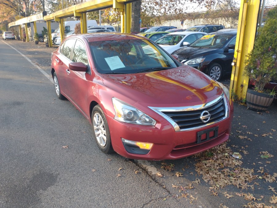 2015 Nissan Altima 4dr Sdn I4 2.5 S, available for sale in Elmont, New York | Sunrise of Elmont. Elmont, New York 2015 Nissan Altima 4dr Sdn I4 2.5 S, available for sale in Elmont, New York | Sunrise of Elmont. Elmont, New York