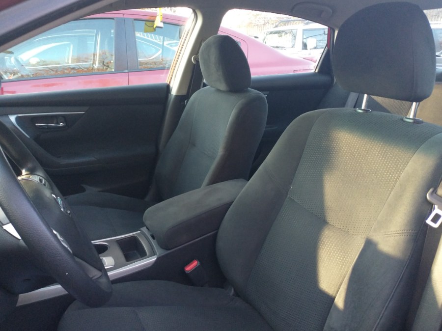 2015 Nissan Altima 4dr Sdn I4 2.5 S, available for sale in Elmont, New York | Sunrise of Elmont. Elmont, New York 2015 Nissan Altima 4dr Sdn I4 2.5 S, available for sale in Elmont, New York | Sunrise of Elmont. Elmont, New York