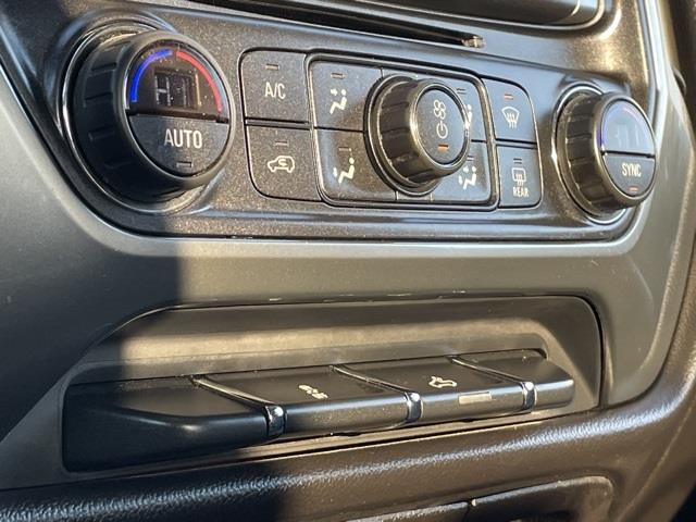 Used Chevrolet Silverado 1500 LT 2016 | Blasius Federal Road. Brookfield, Connecticut Used Chevrolet Silverado 1500 LT 2016 | Blasius Federal Road. Brookfield, Connecticut