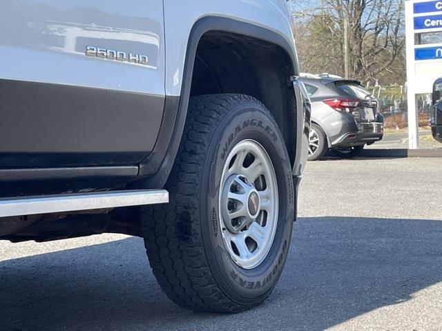 Used GMC Sierra 2500hd Base 2016 | Blasius Federal Road. Brookfield, Connecticut Used GMC Sierra 2500hd Base 2016 | Blasius Federal Road. Brookfield, Connecticut