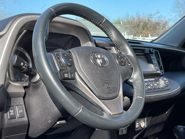 Used Toyota Rav4 XLE 2016 | Blasius Federal Road. Brookfield, Connecticut Used Toyota Rav4 XLE 2016 | Blasius Federal Road. Brookfield, Connecticut
