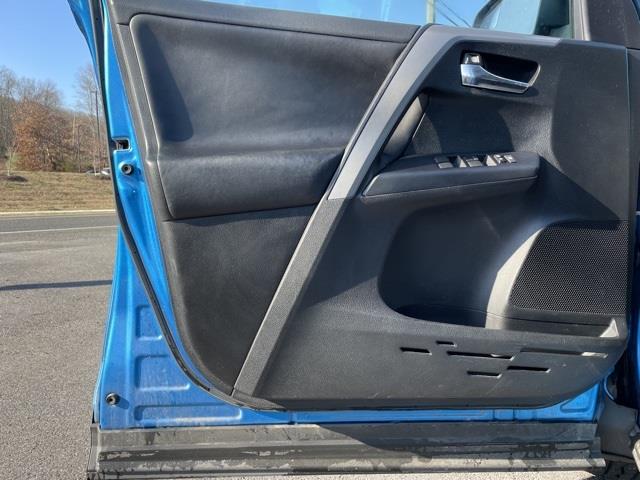Used Toyota Rav4 XLE 2016 | Blasius Federal Road. Brookfield, Connecticut Used Toyota Rav4 XLE 2016 | Blasius Federal Road. Brookfield, Connecticut