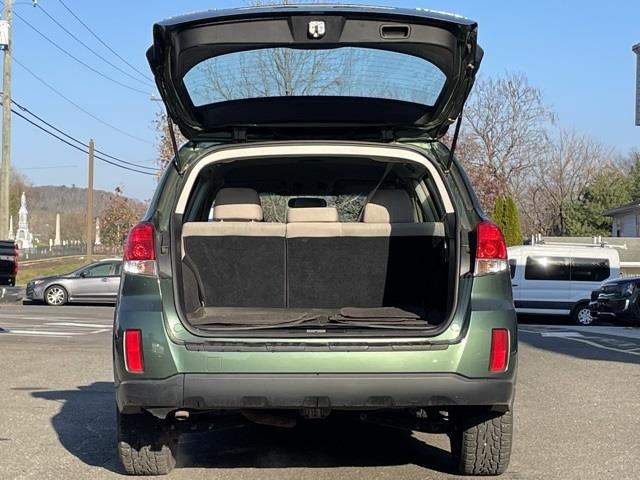 Used Subaru Outback 2.5i 2014 | Blasius Federal Road. Brookfield, Connecticut Used Subaru Outback 2.5i 2014 | Blasius Federal Road. Brookfield, Connecticut