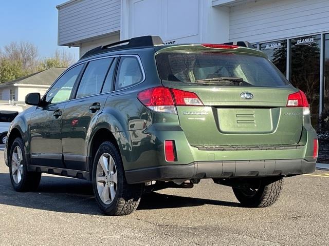 Used Subaru Outback 2.5i 2014 | Blasius Federal Road. Brookfield, Connecticut Used Subaru Outback 2.5i 2014 | Blasius Federal Road. Brookfield, Connecticut
