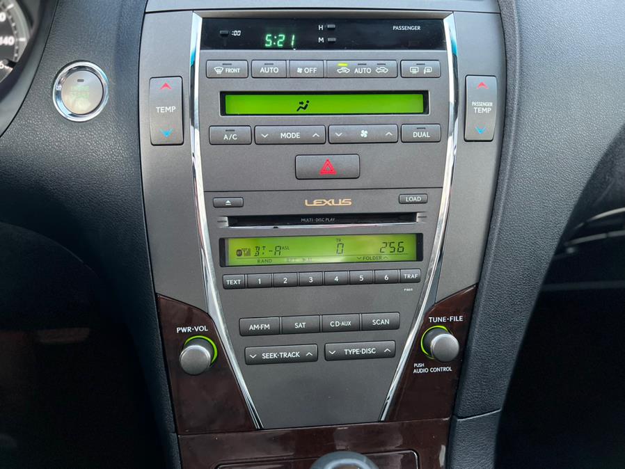 Used Lexus ES 350 4dr Sdn 2012 | Jordan Auto Sales. Springfield, Massachusetts Used Lexus ES 350 4dr Sdn 2012 | Jordan Auto Sales. Springfield, Massachusetts