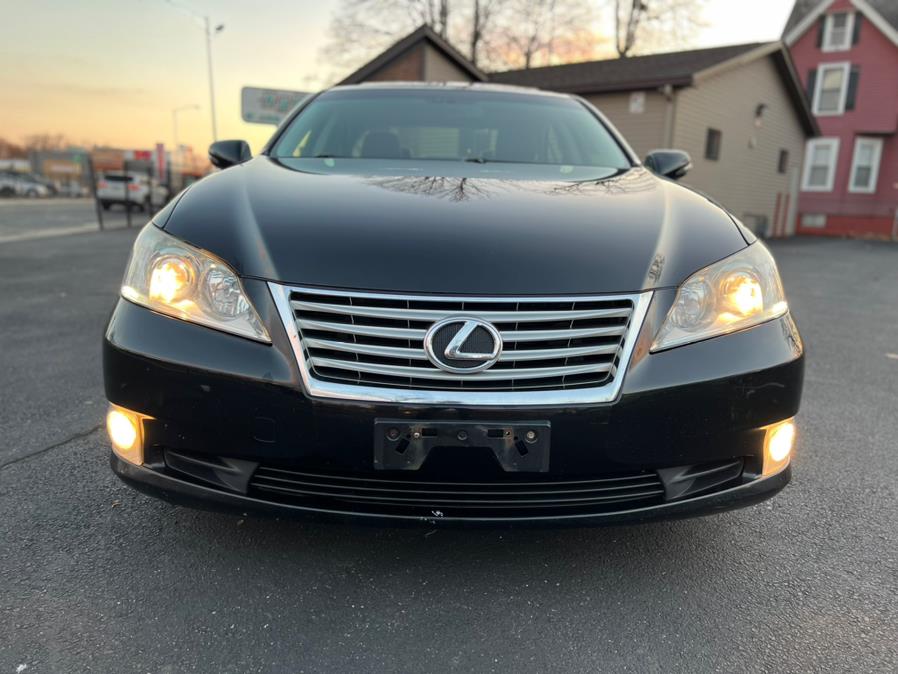 Used Lexus ES 350 4dr Sdn 2012 | Jordan Auto Sales. Springfield, Massachusetts Used Lexus ES 350 4dr Sdn 2012 | Jordan Auto Sales. Springfield, Massachusetts