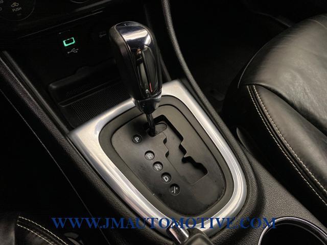 2013 Chrysler 200 4dr Sdn Limited, available for sale in Naugatuck, Connecticut | J&M Automotive Sls&Svc LLC. Naugatuck, Connecticut 2013 Chrysler 200 4dr Sdn Limited, available for sale in Naugatuck, Connecticut | J&M Automotive Sls&Svc LLC. Naugatuck, Connecticut