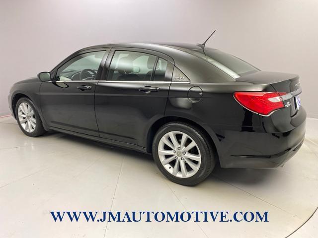 2013 Chrysler 200 4dr Sdn Limited, available for sale in Naugatuck, Connecticut | J&M Automotive Sls&Svc LLC. Naugatuck, Connecticut 2013 Chrysler 200 4dr Sdn Limited, available for sale in Naugatuck, Connecticut | J&M Automotive Sls&Svc LLC. Naugatuck, Connecticut