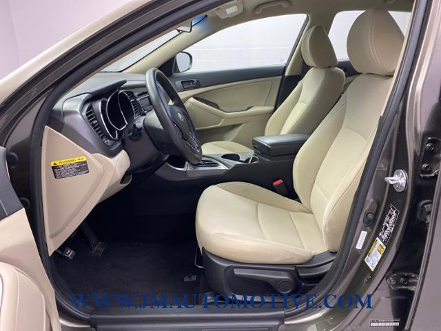 Used Kia Optima 4dr Sdn 2.4L Auto LX 2012 | J&M Automotive Sls&Svc LLC. Naugatuck, Connecticut Used Kia Optima 4dr Sdn 2.4L Auto LX 2012 | J&M Automotive Sls&Svc LLC. Naugatuck, Connecticut