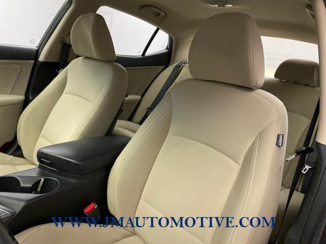 Used Kia Optima 4dr Sdn 2.4L Auto LX 2012 | J&M Automotive Sls&Svc LLC. Naugatuck, Connecticut Used Kia Optima 4dr Sdn 2.4L Auto LX 2012 | J&M Automotive Sls&Svc LLC. Naugatuck, Connecticut