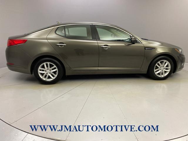 Used Kia Optima 4dr Sdn 2.4L Auto LX 2012 | J&M Automotive Sls&Svc LLC. Naugatuck, Connecticut Used Kia Optima 4dr Sdn 2.4L Auto LX 2012 | J&M Automotive Sls&Svc LLC. Naugatuck, Connecticut