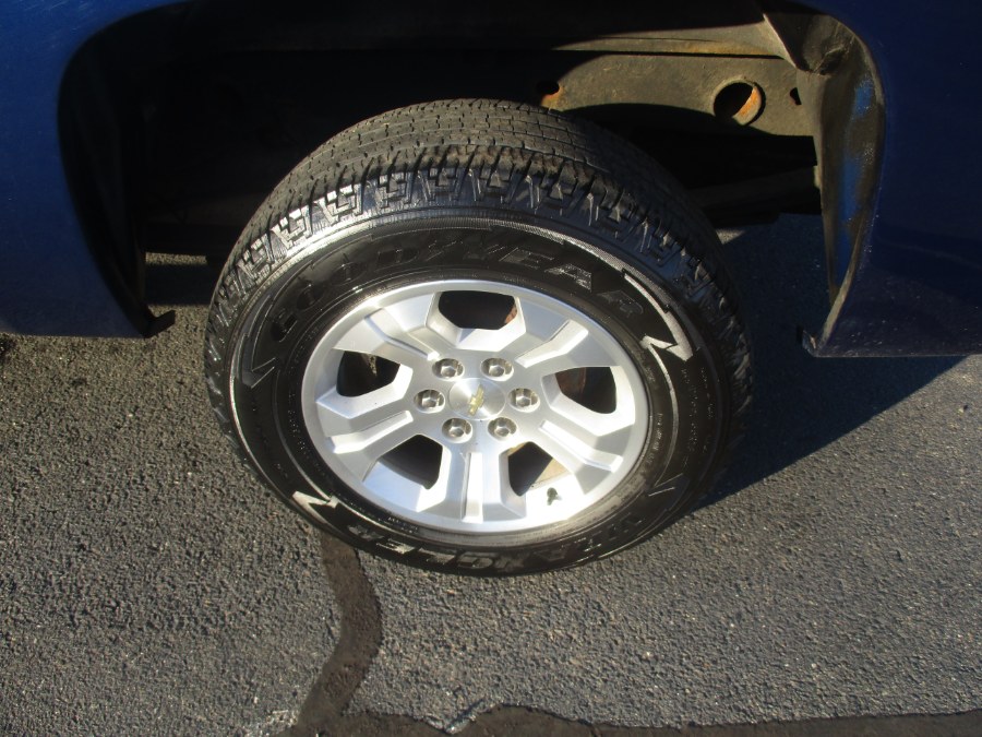 Used Chevrolet Silverado 1500 4WD Ext Cab 143.5" LT 2013 | Universal Motors LLC. New Britain, Connecticut Used Chevrolet Silverado 1500 4WD Ext Cab 143.5" LT 2013 | Universal Motors LLC. New Britain, Connecticut