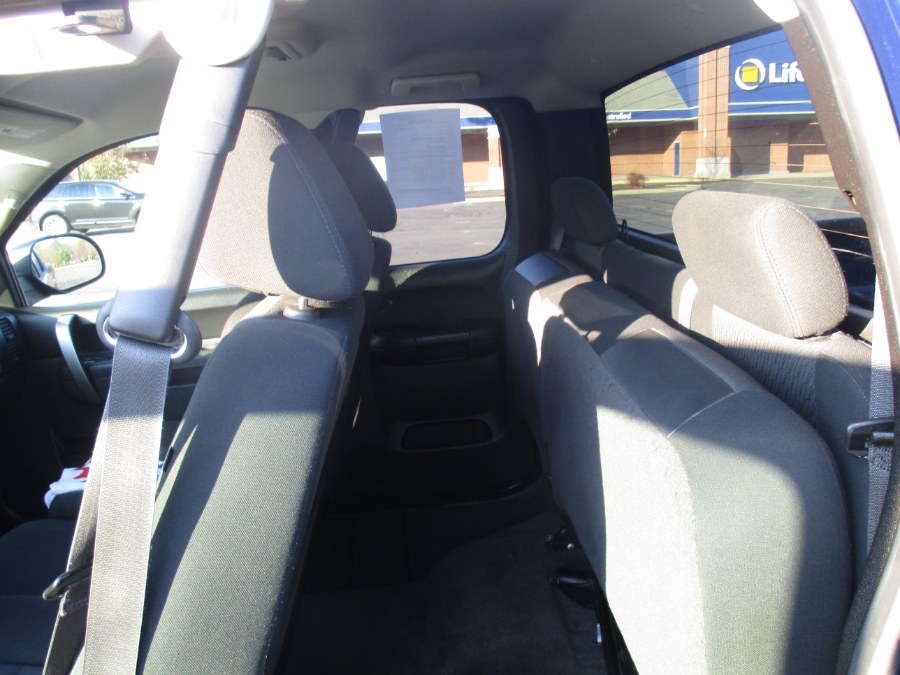 Used Chevrolet Silverado 1500 4WD Ext Cab 143.5" LT 2013 | Universal Motors LLC. New Britain, Connecticut Used Chevrolet Silverado 1500 4WD Ext Cab 143.5" LT 2013 | Universal Motors LLC. New Britain, Connecticut