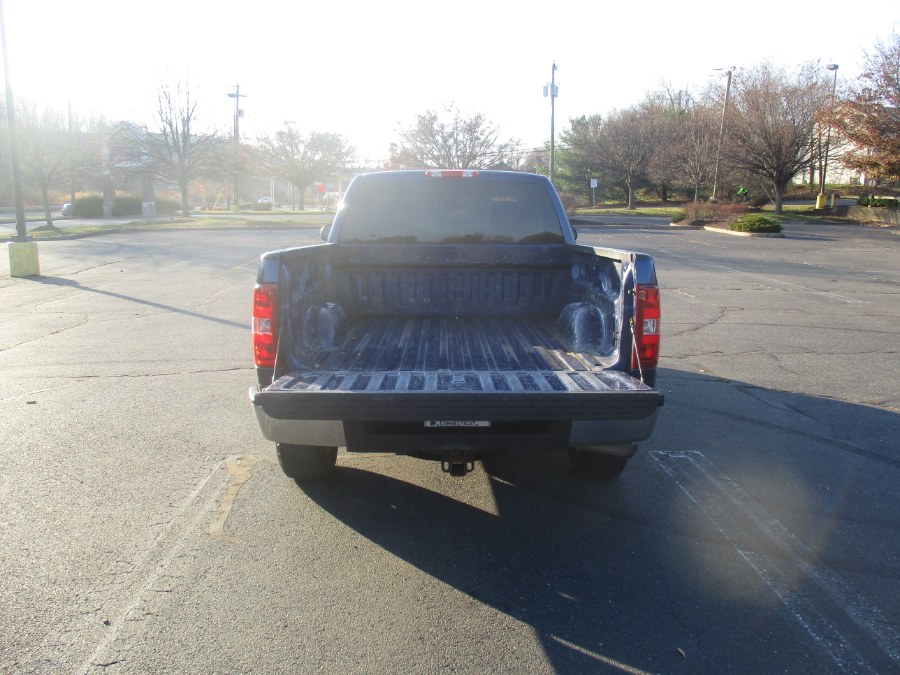Used Chevrolet Silverado 1500 4WD Ext Cab 143.5" LT 2013 | Universal Motors LLC. New Britain, Connecticut Used Chevrolet Silverado 1500 4WD Ext Cab 143.5" LT 2013 | Universal Motors LLC. New Britain, Connecticut
