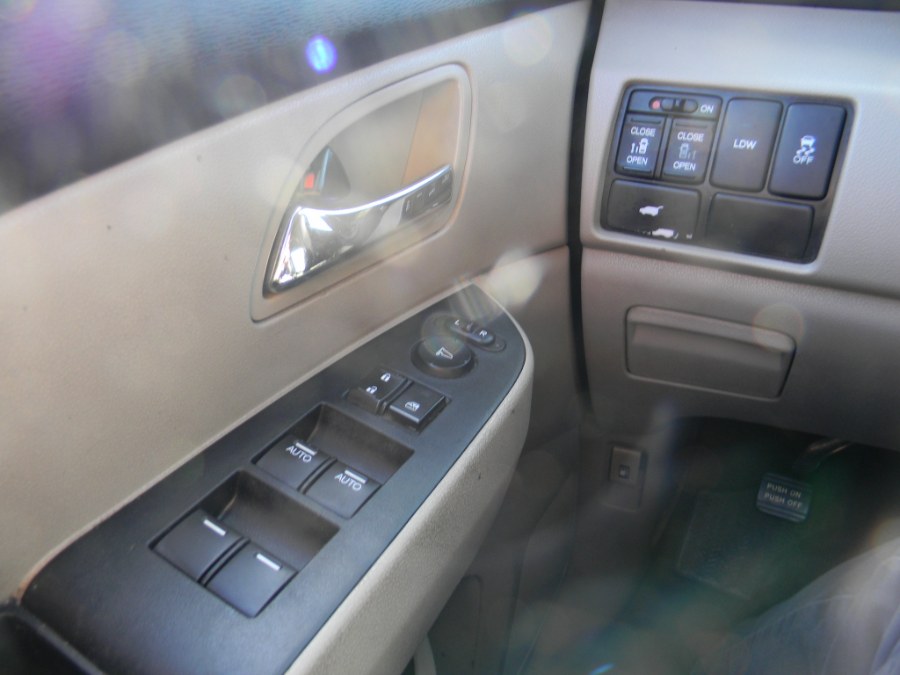 2014 Honda Odyssey 5dr EX-L, available for sale in Southborough, Massachusetts | M&M Vehicles Inc dba Central Motors. Southborough, Massachusetts 2014 Honda Odyssey 5dr EX-L, available for sale in Southborough, Massachusetts | M&M Vehicles Inc dba Central Motors. Southborough, Massachusetts