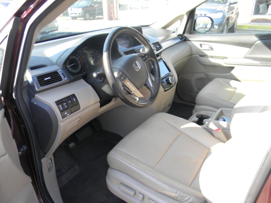 2014 Honda Odyssey 5dr EX-L, available for sale in Southborough, Massachusetts | M&M Vehicles Inc dba Central Motors. Southborough, Massachusetts 2014 Honda Odyssey 5dr EX-L, available for sale in Southborough, Massachusetts | M&M Vehicles Inc dba Central Motors. Southborough, Massachusetts