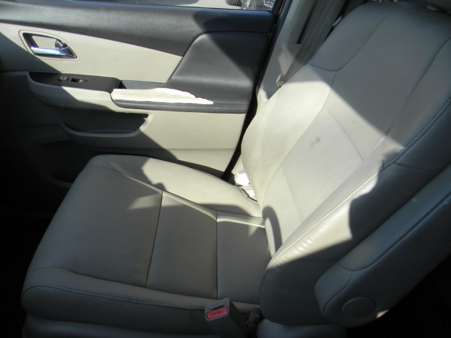 2014 Honda Odyssey 5dr EX-L, available for sale in Southborough, Massachusetts | M&M Vehicles Inc dba Central Motors. Southborough, Massachusetts 2014 Honda Odyssey 5dr EX-L, available for sale in Southborough, Massachusetts | M&M Vehicles Inc dba Central Motors. Southborough, Massachusetts