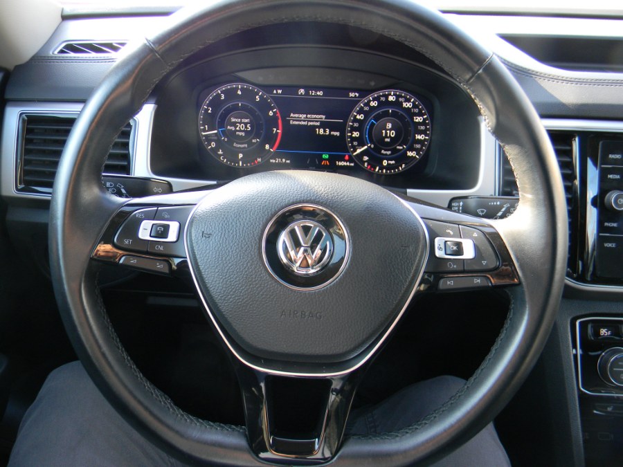 2018 Volkswagen Atlas 3.6L V6 SEL Premium 4MOTION, available for sale in Southborough, Massachusetts | M&M Vehicles Inc dba Central Motors. Southborough, Massachusetts 2018 Volkswagen Atlas 3.6L V6 SEL Premium 4MOTION, available for sale in Southborough, Massachusetts | M&M Vehicles Inc dba Central Motors. Southborough, Massachusetts
