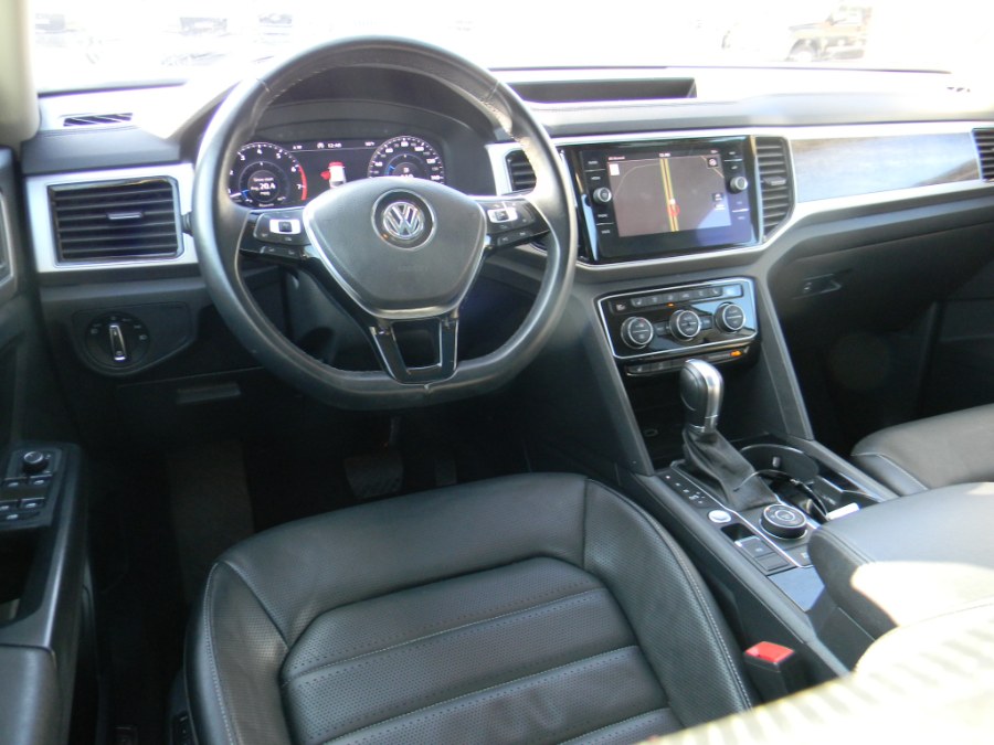 2018 Volkswagen Atlas 3.6L V6 SEL Premium 4MOTION, available for sale in Southborough, Massachusetts | M&M Vehicles Inc dba Central Motors. Southborough, Massachusetts 2018 Volkswagen Atlas 3.6L V6 SEL Premium 4MOTION, available for sale in Southborough, Massachusetts | M&M Vehicles Inc dba Central Motors. Southborough, Massachusetts