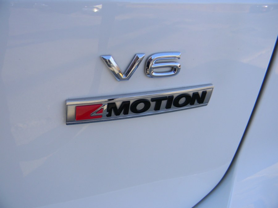 2018 Volkswagen Atlas 3.6L V6 SEL Premium 4MOTION, available for sale in Southborough, Massachusetts | M&M Vehicles Inc dba Central Motors. Southborough, Massachusetts 2018 Volkswagen Atlas 3.6L V6 SEL Premium 4MOTION, available for sale in Southborough, Massachusetts | M&M Vehicles Inc dba Central Motors. Southborough, Massachusetts