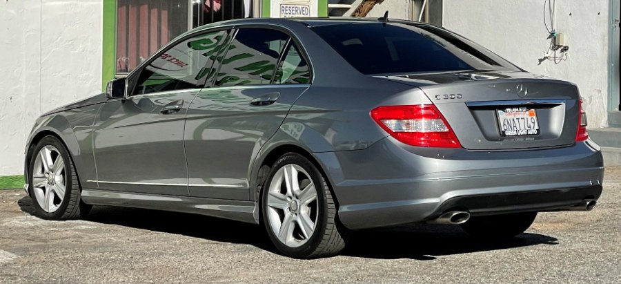 2010 Mercedes-Benz C-Class 4dr Sdn C 300 Luxury RWD, available for sale in Corona, California | Green Light Auto. Corona, California 2010 Mercedes-Benz C-Class 4dr Sdn C 300 Luxury RWD, available for sale in Corona, California | Green Light Auto. Corona, California