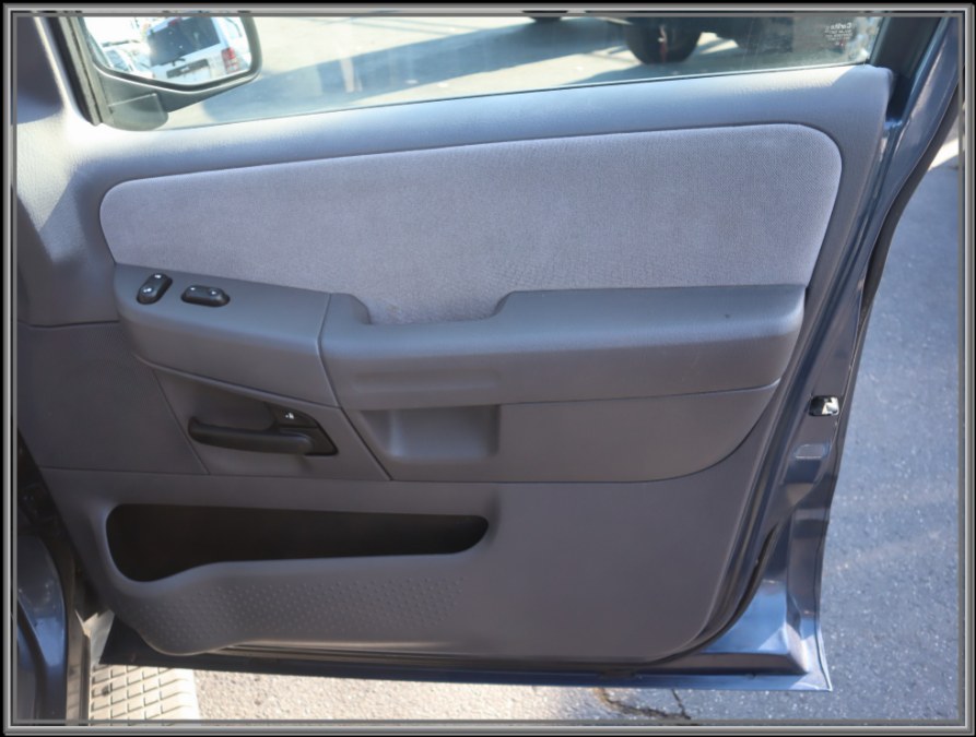 Used Ford Explorer 4dr 114" WB 4.6L XLT 4WD 2005 | My Auto Inc.. Huntington Station, New York Used Ford Explorer 4dr 114" WB 4.6L XLT 4WD 2005 | My Auto Inc.. Huntington Station, New York