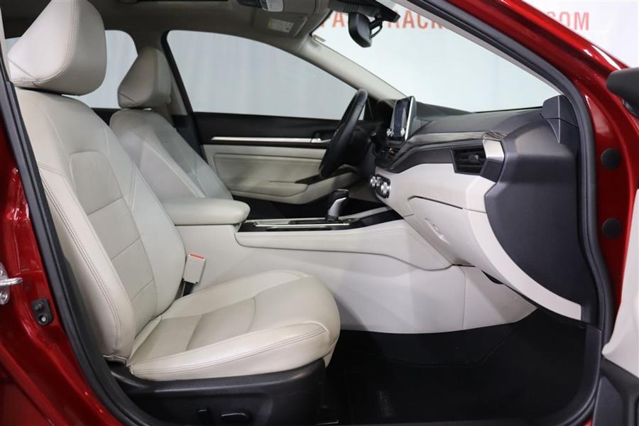 2019 Nissan Altima SL AWD, available for sale in Paterson, New Jersey | Fast Track Motors. Paterson, New Jersey 2019 Nissan Altima SL AWD, available for sale in Paterson, New Jersey | Fast Track Motors. Paterson, New Jersey